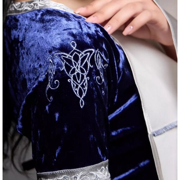 NWT Hot Topic | Lord of the Rings Arwen Velvet Bell Sleeve Mini Dress size XL - Picture 4 of 6